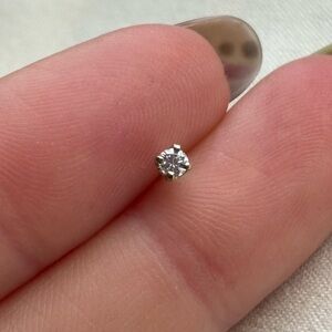 14k Diamond Solitaire Stud Earring - Single